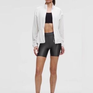 NEW Lululemon Satin Shine HR Short, Size 2 in blackened pine